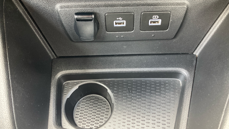 Dacia Duster 1.0 TCe 100 Comfort 5dr Bi Fuel Estate